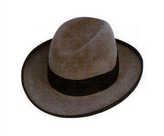 The Banker custom hat in Pecan